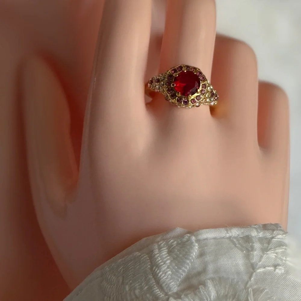 ❤️ Vintage Ruby Red Gold Ring | Elegant Statement Jewelry ✨